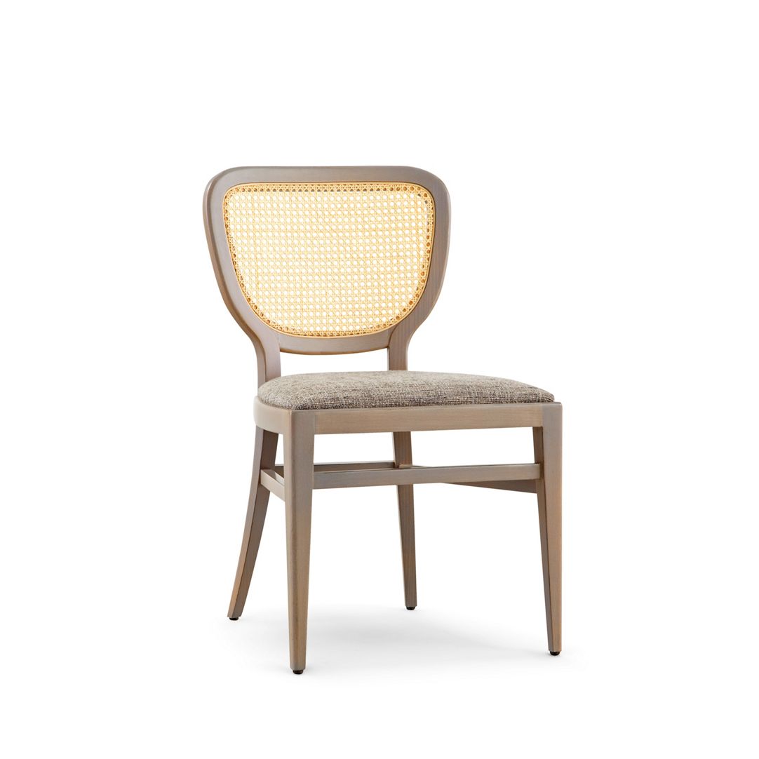 2018-10-01_12-25-43_Brasserie_chaise_pers