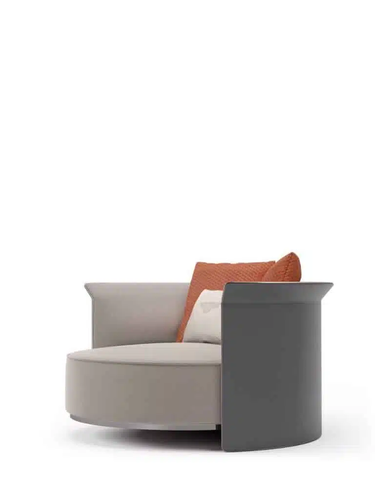 כורסת מעצבים, כורסה יוקרתית מתוך קולקציית רמזי מבית Bentley